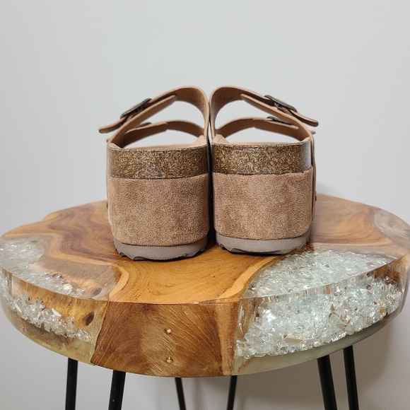 New! Corkys Cognac Platform Flatform Sandals - Picture 5 of 6